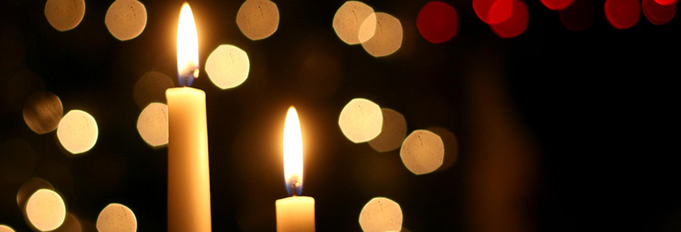 Master storyteller Jay O’Callahan shares some tales about his family during the holiday season. He recalls his community’s tradition of Christmas caroling and how it brought hope to his mother in a time of darkness and for Christmases to come, and he shares stories of an imaginative young girl named Mary.