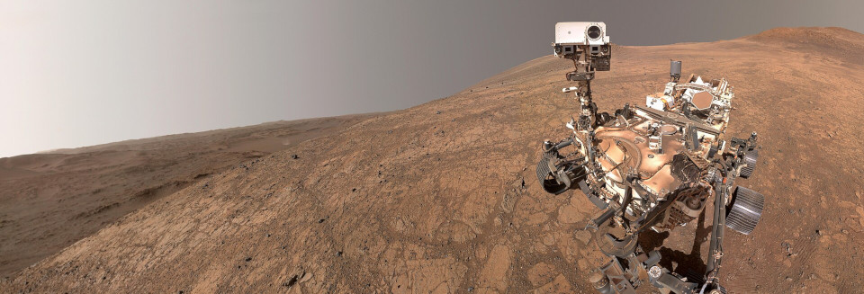 On Mars, our planet’s rocky twin, NASA’s Perseverance Rover is seeking signs of past life in Jezero Crater. Now, scientists say they may have uncovered some of the most compelling evidence yet, in the form of complex carbon molecules in Martian mudstones. Planetary scientist Dr. Kevin Hand of the Jet Propulsion Laboratory explains the buzz about these “potential biosignatures.”